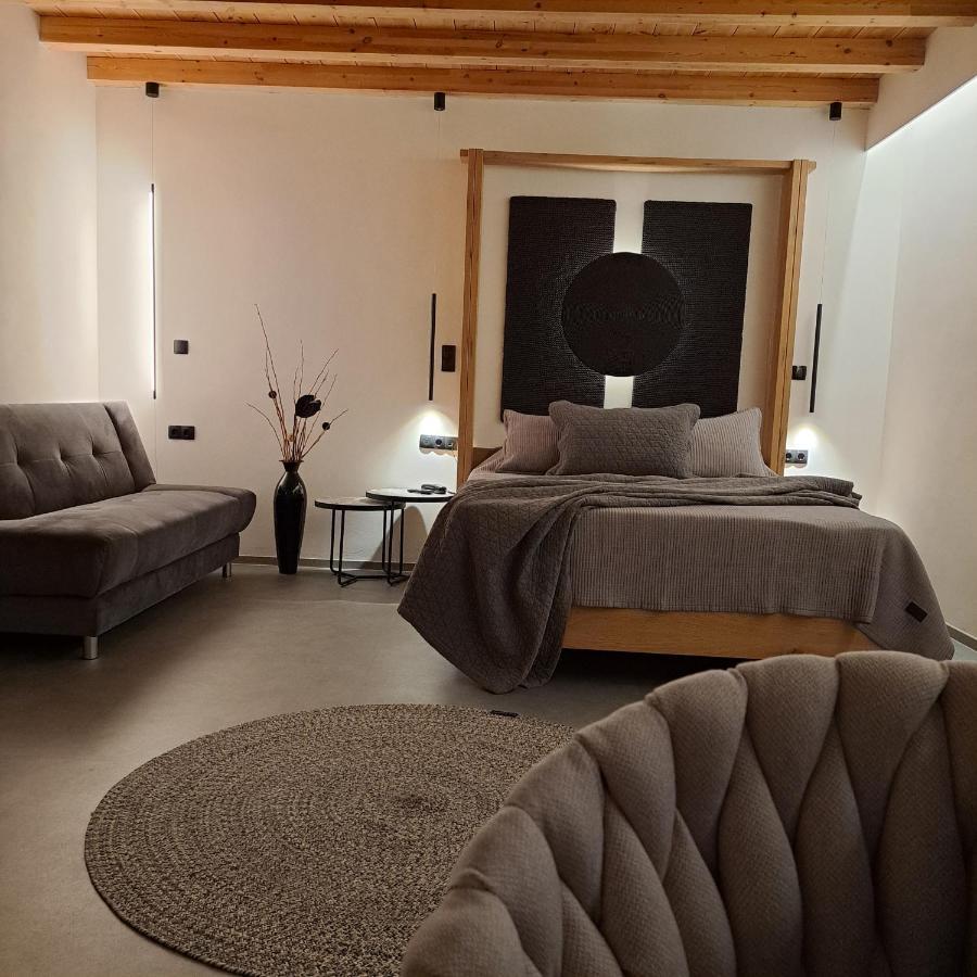Nisaki Hotel & Elite Suites Ermoúpoli Extérieur photo